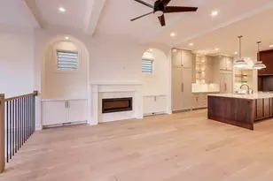 2036 W Erie St, Chicago, IL 60612 - Photo 18