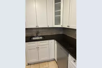 7204 N Ashland Boulevard #A, Chicago, IL 60626 - Photo 2