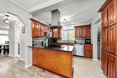 365 E Dickens Avenue, Northlake, IL 60164 - Photo 8