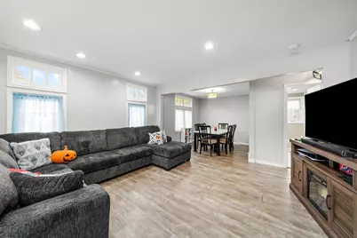 365 E Dickens Avenue, Northlake, IL 60164 - Photo 16