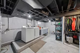 365 E Dickens Ave, Northlake, IL 60164 - Photo 22