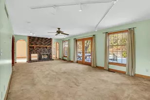 2002 O Donnell Dr, Champaign, IL 61821 - Photo 10