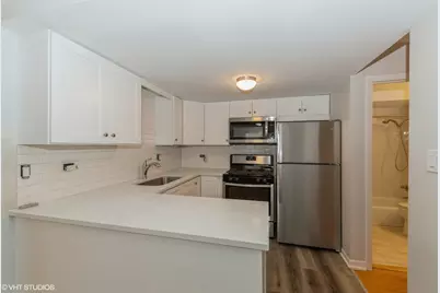 [Address not provided], Bridgeview, IL 60455 - Photo 4