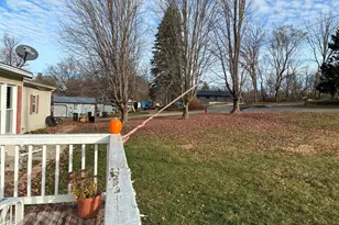 820 Dewhurst St, Mount Carroll, IL 61053 - Photo 4