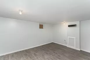 1311 Kane St, Aurora, IL 60505 - Photo 10