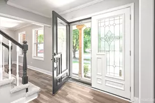 1704 Kenyon Dr, Naperville, IL 60565 - Photo 2