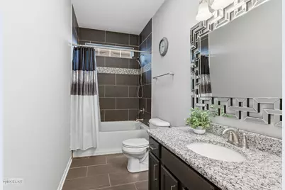 931 S Carly Circle, Yorkville, IL 60560 - Photo 20