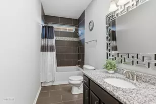 931 S Carly Cir, Yorkville, IL 60560 - Photo 20