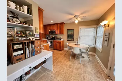 1N261 Stacy Court, Glen Ellyn, IL 60137 - Photo 6