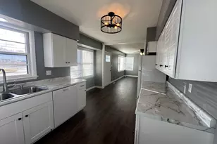 412 E Main St, Morrison, IL 61270 - Photo 6