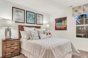 313 Snowdrop Ln, Elgin, IL 60124 - Photo 46