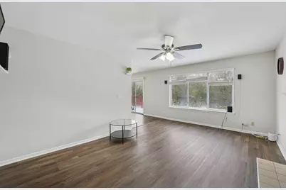 4506 W Forest Avenue, Waukegan, IL 60085 - Photo 6