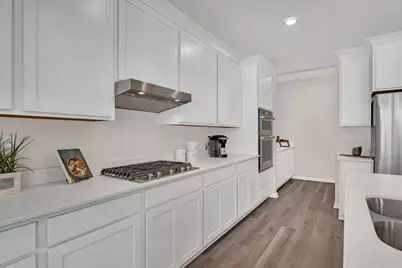 312 Astor Court, Elgin, IL 60124 - Photo 10