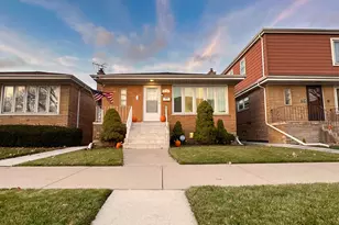 6152 W 64th Pl, Chicago, IL 60638 - Photo 2