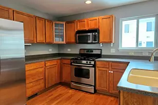 24403 John Adams Dr, Plainfield, IL 60544 - Photo 4