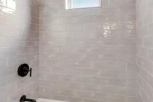 3929 N Francisco Ave, Chicago, IL 60618 - Photo 30