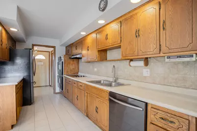 [Address not provided], Orland Park, IL 60462 - Photo 8