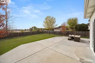 945 Wyndham Dr, South Elgin, IL 60177 - Photo 26