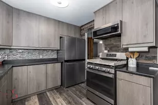 806 Bratton Ave, Marseilles, IL 61341 - Photo 10