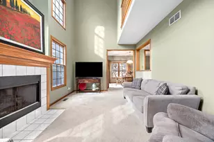 1016 Middleton Pl, Lisle, IL 60532 - Photo 8