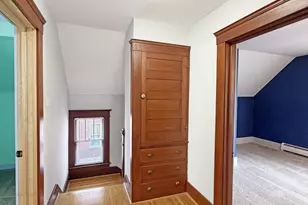 1241 W Pleasant St, Freeport, IL 61032 - Photo 18