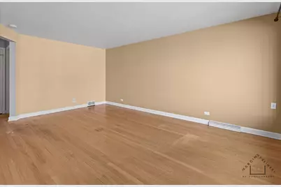 4709 N Odell Avenue, Harwood Heights, IL 60706 - Photo 2