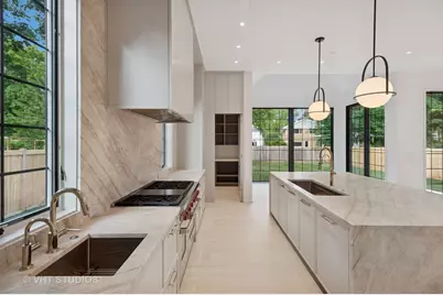 759 Strawberry Hill Drive, Glencoe, IL 60022 - Photo 4