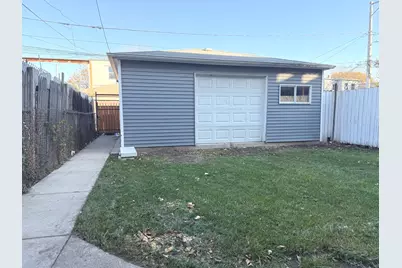 741 N Trumbull Avenue, Chicago, IL 60624 - Photo 28