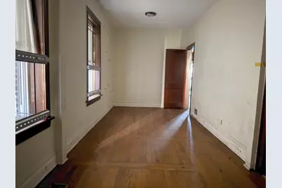 741 N Trumbull Avenue, Chicago, IL 60624 - Photo 4