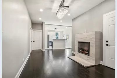 1327 E 52nd Street #202, Chicago, IL 60615 - Photo 6