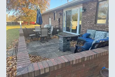 21 Colonial Drive, Clifton, IL 61727 - Photo 6