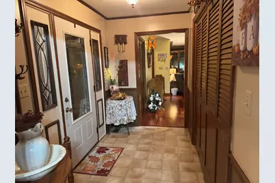 21 Colonial Drive, Clifton, IL 61727 - Photo 10