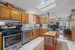 22710 S Ravisloe Ln, Frankfort, IL 60423 - Photo 2