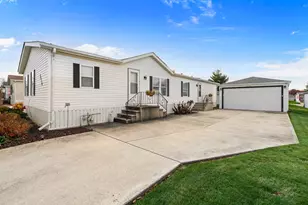 22710 S Ravisloe Ln, Frankfort, IL 60423 - Photo 1