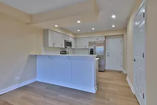 3208 Raphael Ct, Saint Charles, IL 60175 - Photo 20