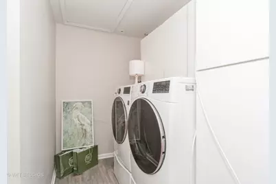 1704 Executive Lane, Glenview, IL 60026 - Photo 8