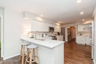 1704 Executive Ln, Glenview, IL 60026 - Photo 6