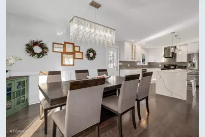 325 W Park Avenue, Wheaton, IL 60189 - Photo 12