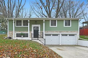 1244 Lakewood Dr, Lake Holiday, IL 60552 - Photo 1