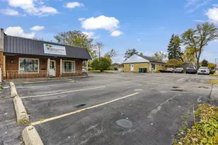 613 S Main St, Lombard, IL 60148 - Photo 2