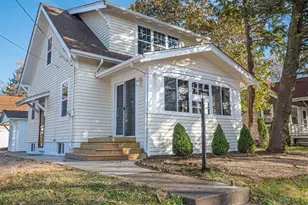 504 S Kreitzer Ave, Bloomington, IL 61701 - Photo 26