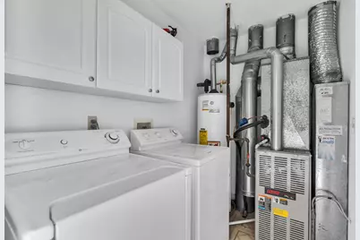 1506 Cottonwood Trail, Yorkville, IL 60560 - Photo 24