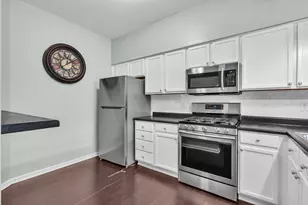 1506 Cottonwood Trail, Yorkville, IL 60560 - Photo 8