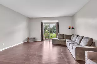 1506 Cottonwood Trail, Yorkville, IL 60560 - Photo 14