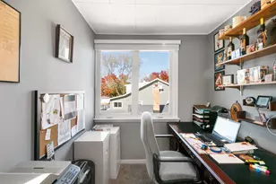 9408 S 55th Ave, Oak Lawn, IL 60453 - Photo 12