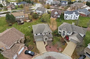 18032 Erickson Ct, Orland Park, IL 60467 - Photo 6