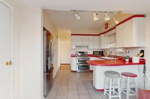 2539 N 74th Ct, Elmwood Park, IL 60707 - Photo 10