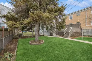 2539 N 74th Ct, Elmwood Park, IL 60707 - Photo 20