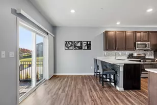 1064 Canary Ave, Yorkville, IL 60560 - Photo 6