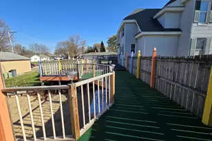 516 E Buffalo St, Polo, IL 61064 - Photo 6